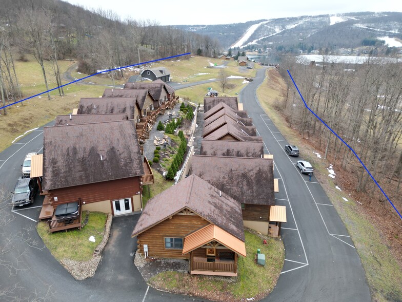 The Lodges at Sunset Village portfolio of 2 properties for sale on LoopNet.co.uk - Building Photo - Image 3 of 12