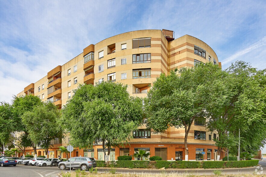 Build-to-Rent in Sevilla, Sevilla for sale - Building Photo - Image 1 of 3