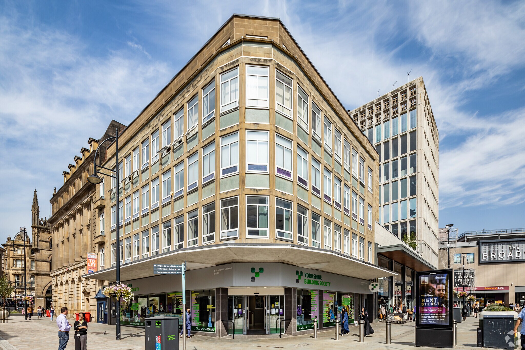 6 Bank St, Bradford to rent Primary Photo- Image 1 of 3