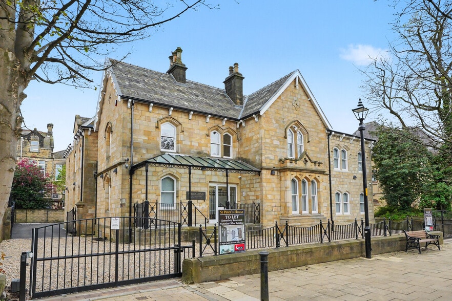 4 Victoria Ave, Harrogate to rent - Primary Photo - Image 1 of 21