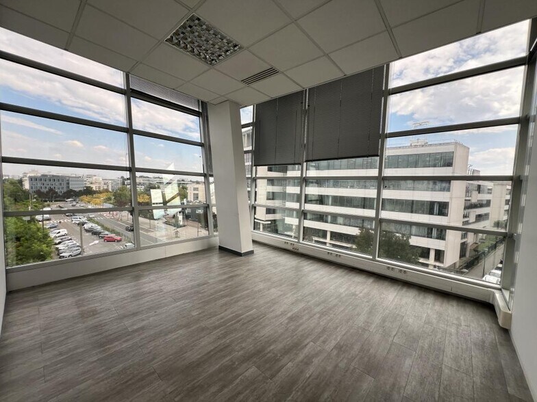 30 Avenue Carnot, Massy to rent - Interior Photo - Image 3 of 13