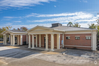 1303 N Mound St, Nacogdoches, TX for sale Primary Photo- Image 1 of 45