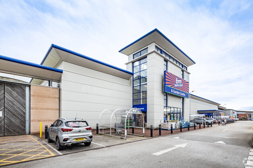 Dennis Rd, Widnes for sale - Primary Photo - Image 1 of 1