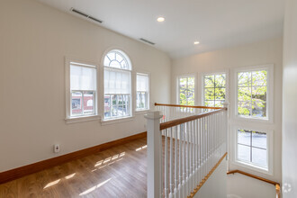 38 East Ave, New Canaan, CT for rent Interior Photo- Image 1 of 13