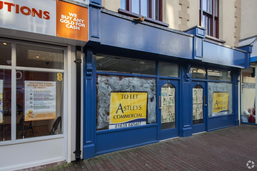 9-11 Green St, Neath to rent - Building Photo - Image 2 of 2