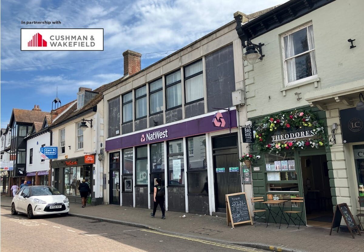 11 High St, Ringwood for sale Primary Photo- Image 1 of 2