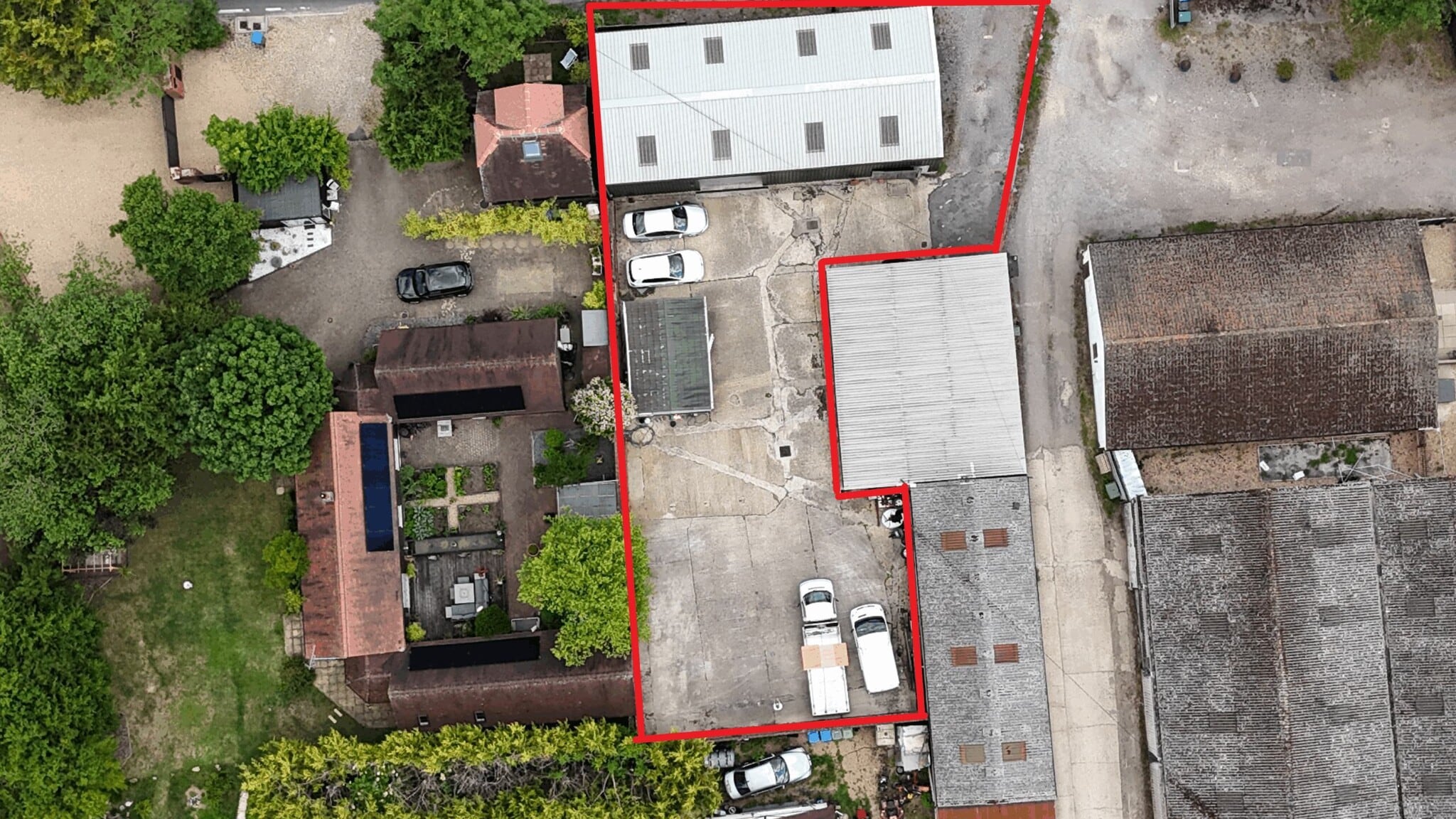 Bognor Rd, Horsham to rent Building Photo- Image 1 of 8