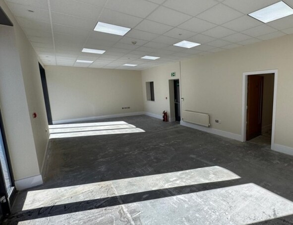 A2-A5 Swan Rd, Lichfield to rent Interior Photo- Image 1 of 3