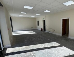 A2-A5 Swan Rd, Lichfield to rent Interior Photo- Image 1 of 3