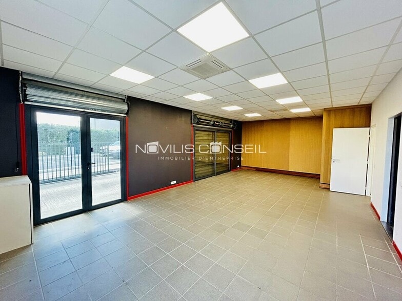 Light Industrial in Labarthe-sur-Lèze to rent - Interior Photo - Image 3 of 6