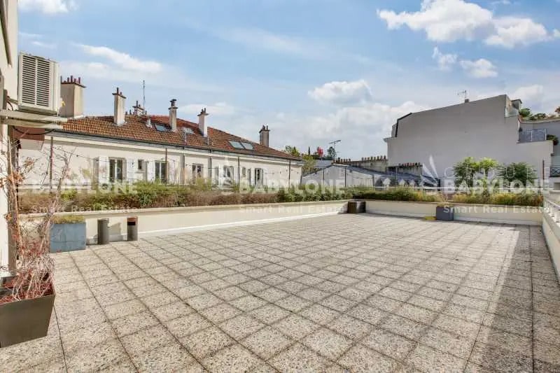 Office in Boulogne-Billancourt to rent Building Photo- Image 1 of 5