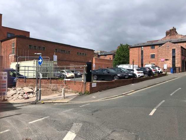 43-45 Glovers Ct, Preston for sale Primary Photo- Image 1 of 1