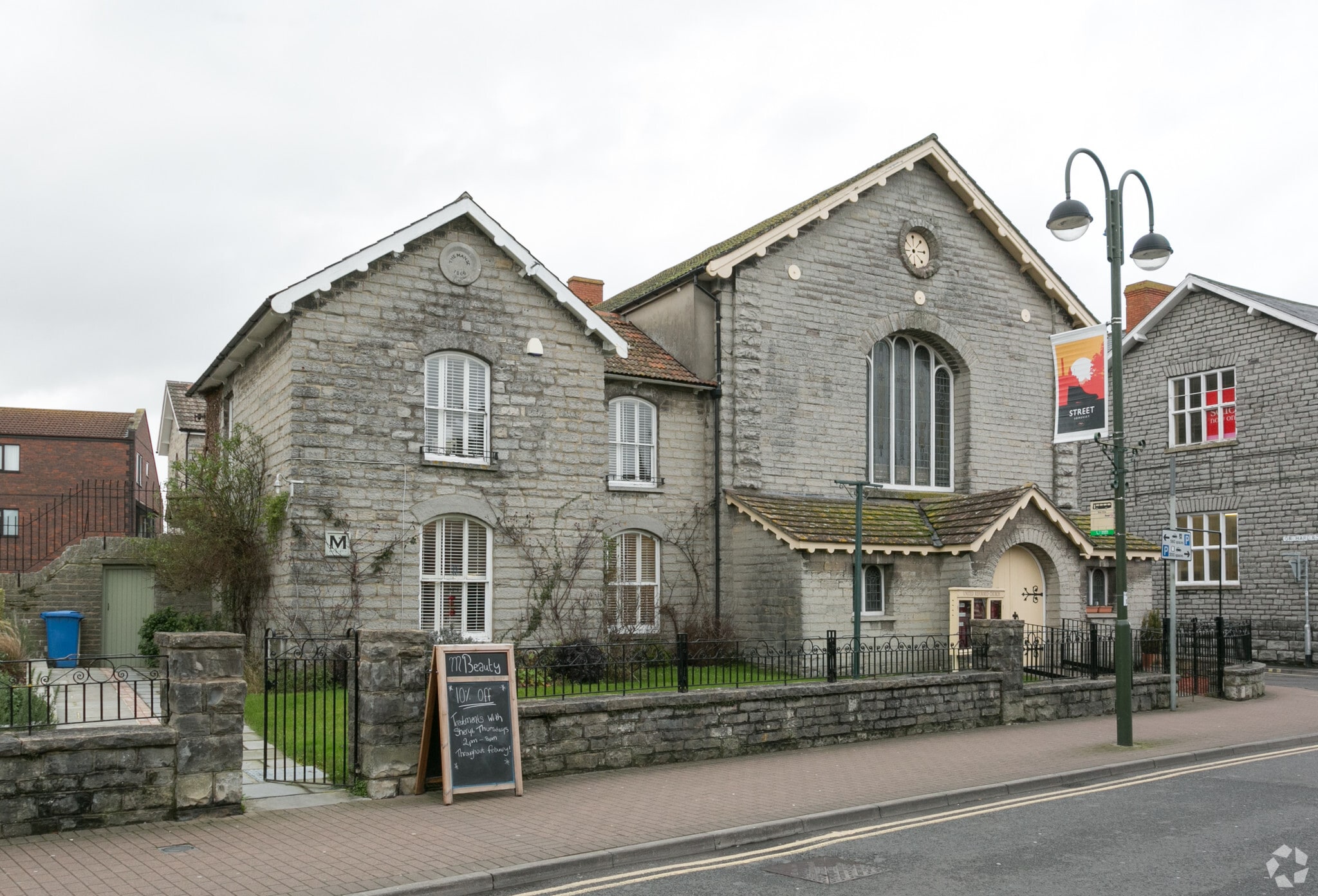 122 High St, Street to rent Primary Photo- Image 1 of 2