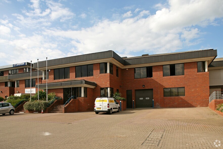 Gordon Rd, High Wycombe for sale - Primary Photo - Image 1 of 1