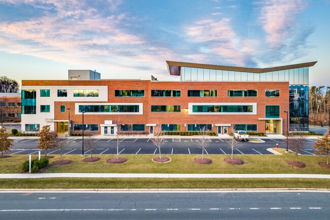 More details for 22365 Broderick Dr, Sterling, VA - Office, Office / Medical to Rent