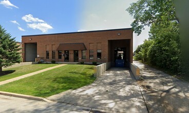 761 W Racquet Club Dr, Addison, IL for rent Building Photo- Image 1 of 3