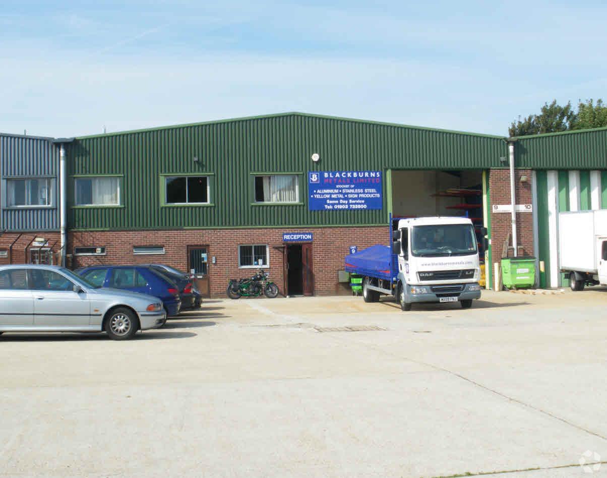 Thorgate Rd, Littlehampton for sale Primary Photo- Image 1 of 1