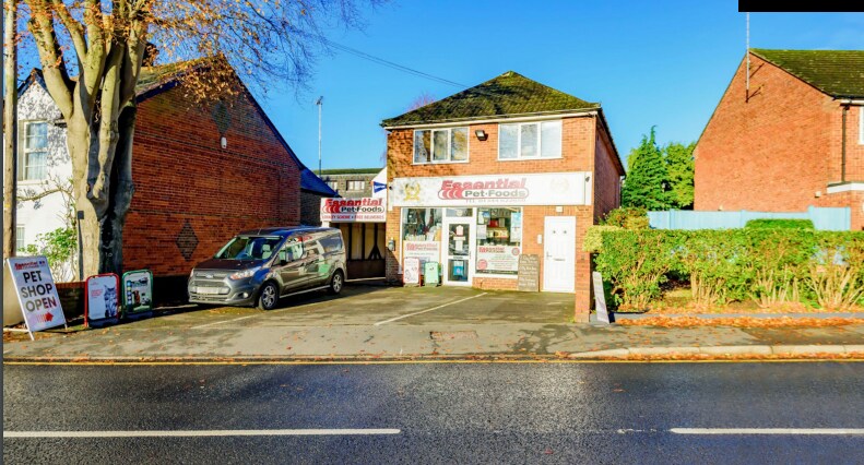Sunninghill Rd, Ascot for sale Primary Photo- Image 1 of 1