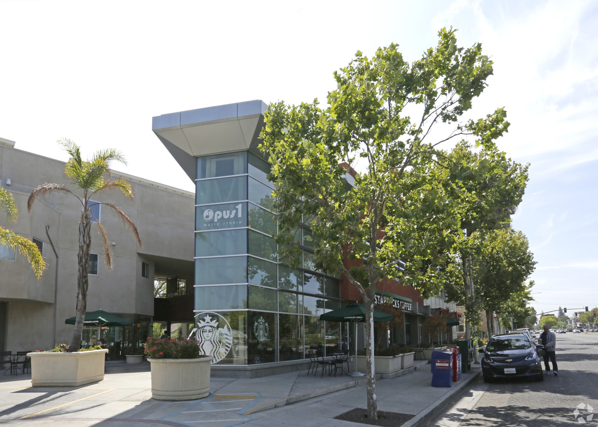 4131 El Camino Real, Palo Alto, CA to rent Primary Photo- Image 1 of 14