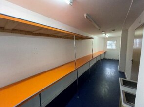 30 The Green, Rugby to rent Interior Photo- Image 1 of 3