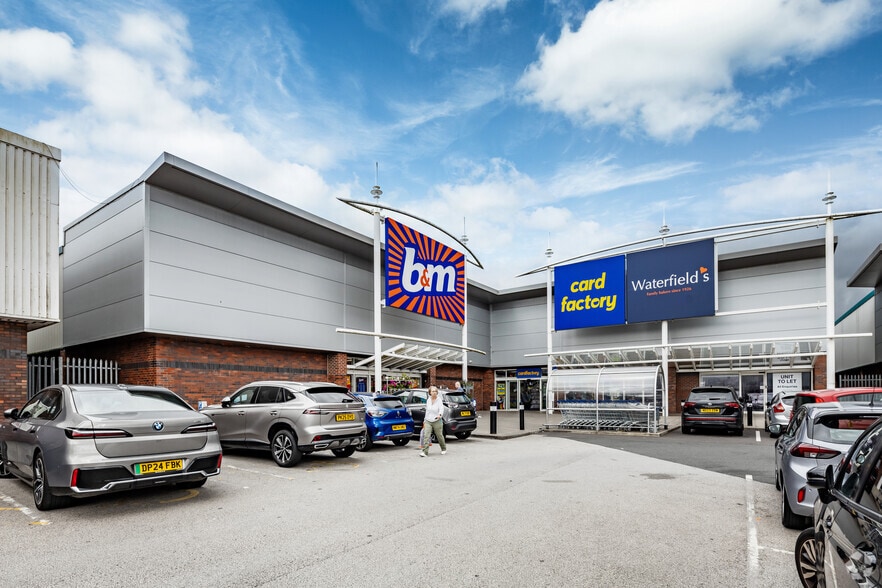 G2 Peasley Cross Ln, St Helens for sale - Primary Photo - Image 1 of 1