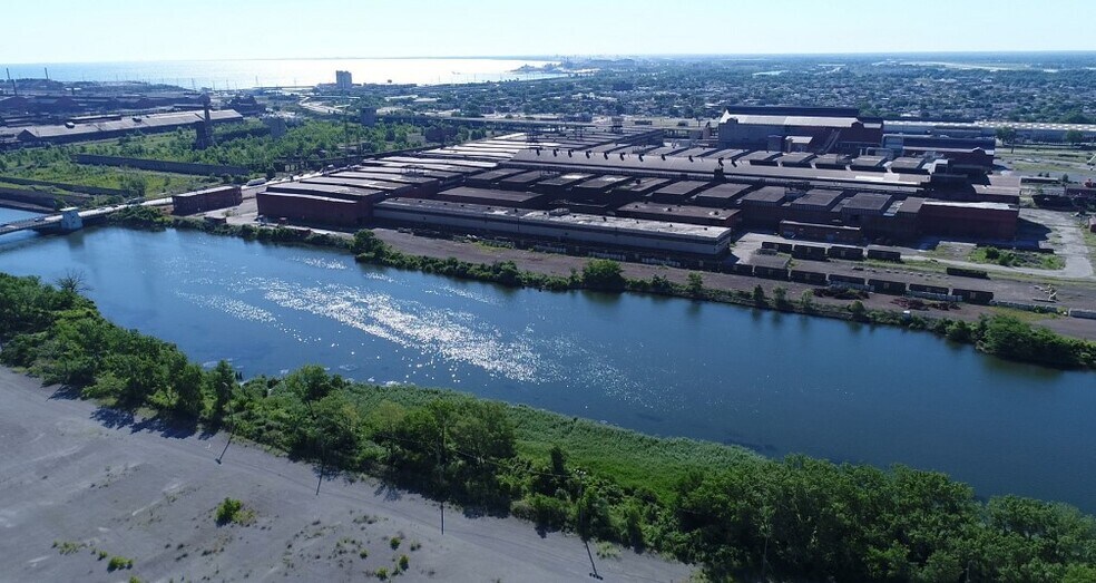 4000 E Dickey Rd, East Chicago, IN for sale - Building Photo - Image 1 of 1