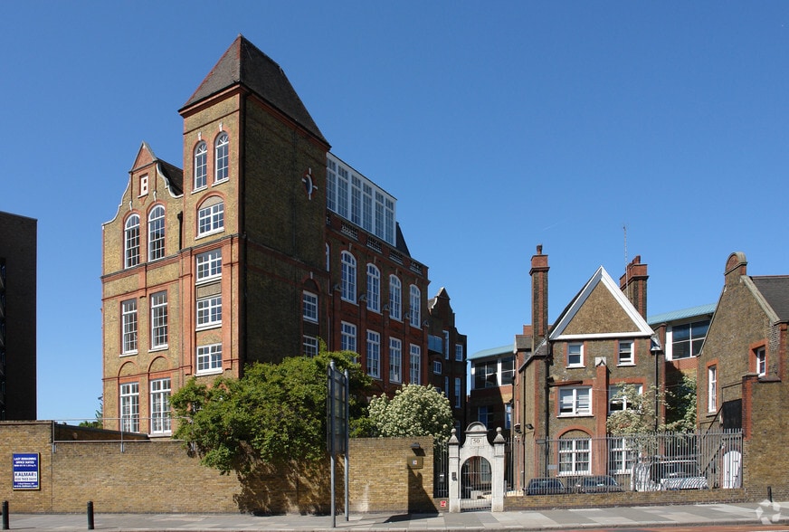 50 Westminster Bridge Rd, London to rent - Building Photo - Image 3 of 19