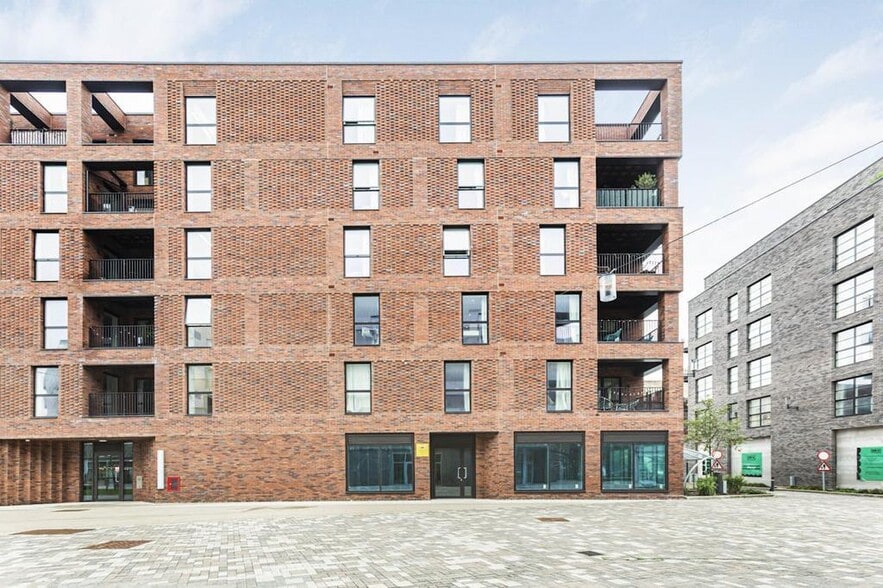 12 Tandy Pl, London to rent - Building Photo - Image 2 of 7