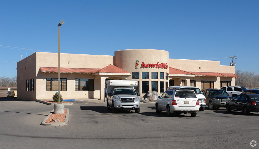 740 Main St NE, Los Lunas, NM for sale - Primary Photo - Image 1 of 1