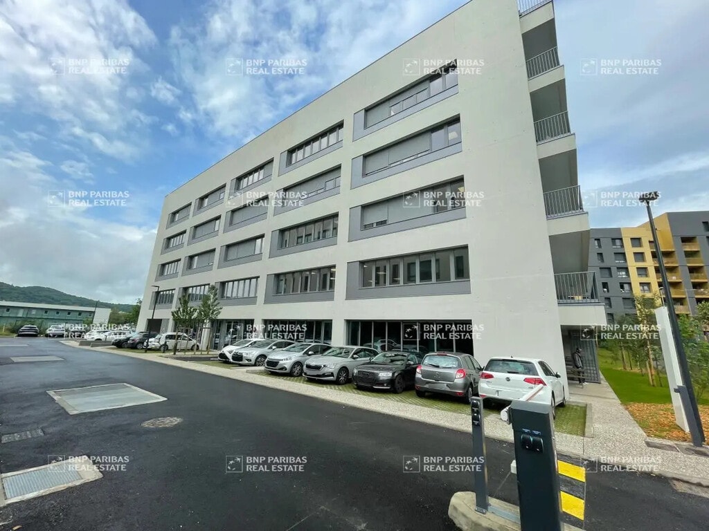 Location Bureaux 199 m² à 856 m² - Photo 1