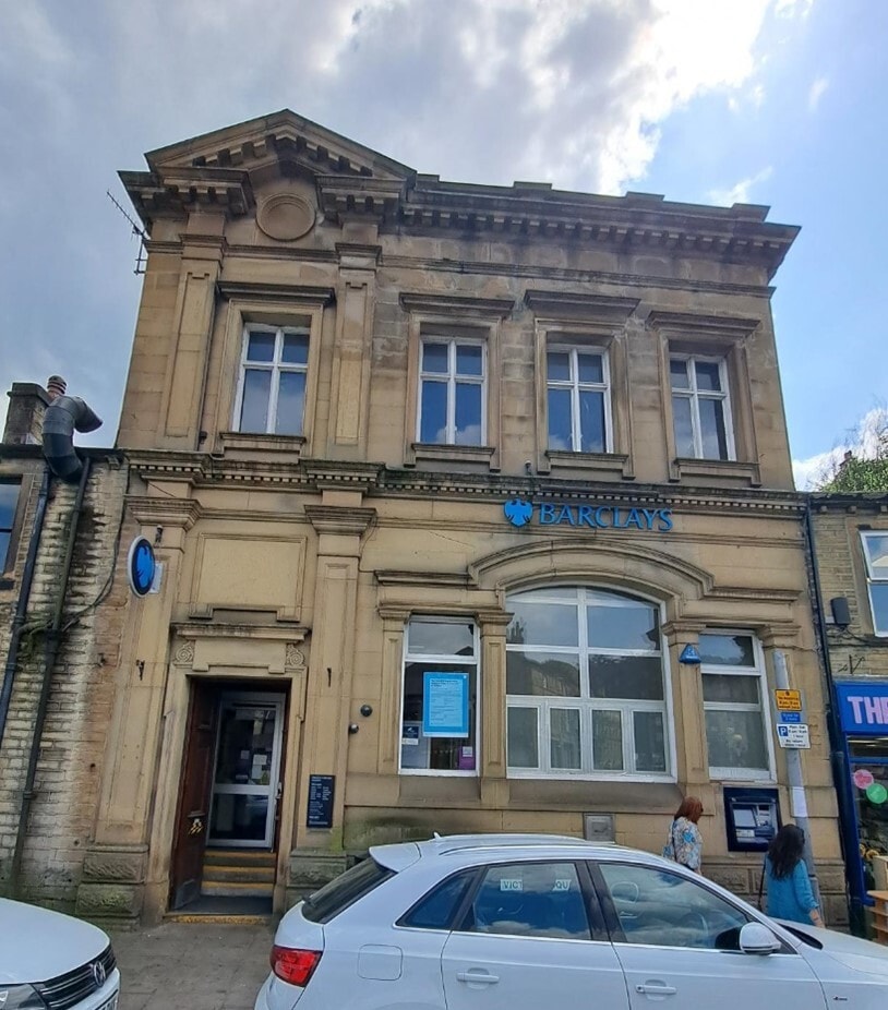 13-15 Victoria St, Holmfirth for sale Primary Photo- Image 1 of 1