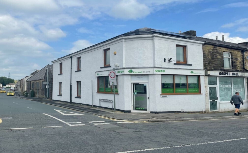 60 High St, Rishton for sale Primary Photo- Image 1 of 1