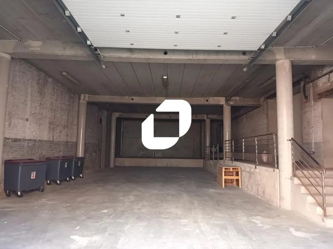 25 Rue Corneille, Roubaix to rent Interior Photo- Image 1 of 10