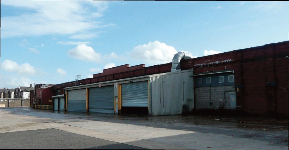 Windermere Ave, Burnley for sale - Primary Photo - Image 1 of 1