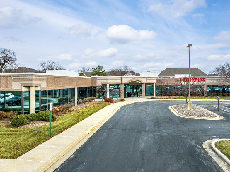 7311 W 130th St, Overland Park, KS for sale - Primary Photo - Image 1 of 1