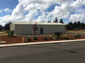 1190 NW Noble Dr, Estacada, OR for rent Building Photo- Image 1 of 8