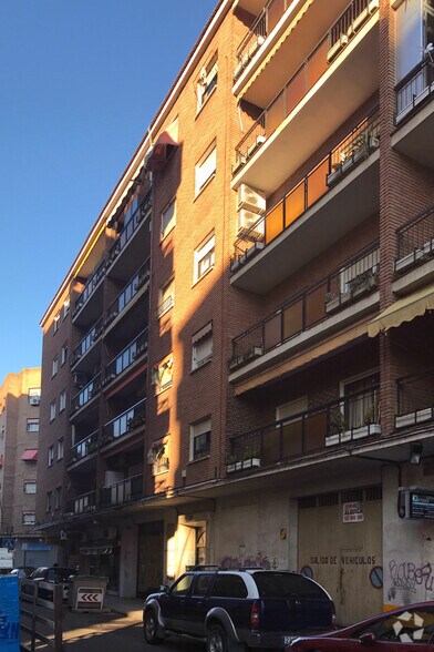 Calle Joaquina Santander, 46, Talavera de la Reina, Toledo to rent - Building Photo - Image 2 of 4