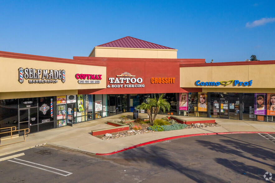 1900-1998 Hacienda Dr, Vista, CA for rent - Building Photo - Image 3 of 9