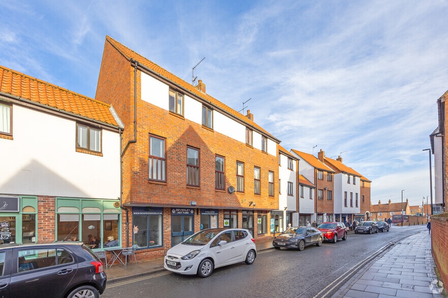 2-4 Sow Hill Rd, Beverley to rent - Primary Photo - Image 1 of 2