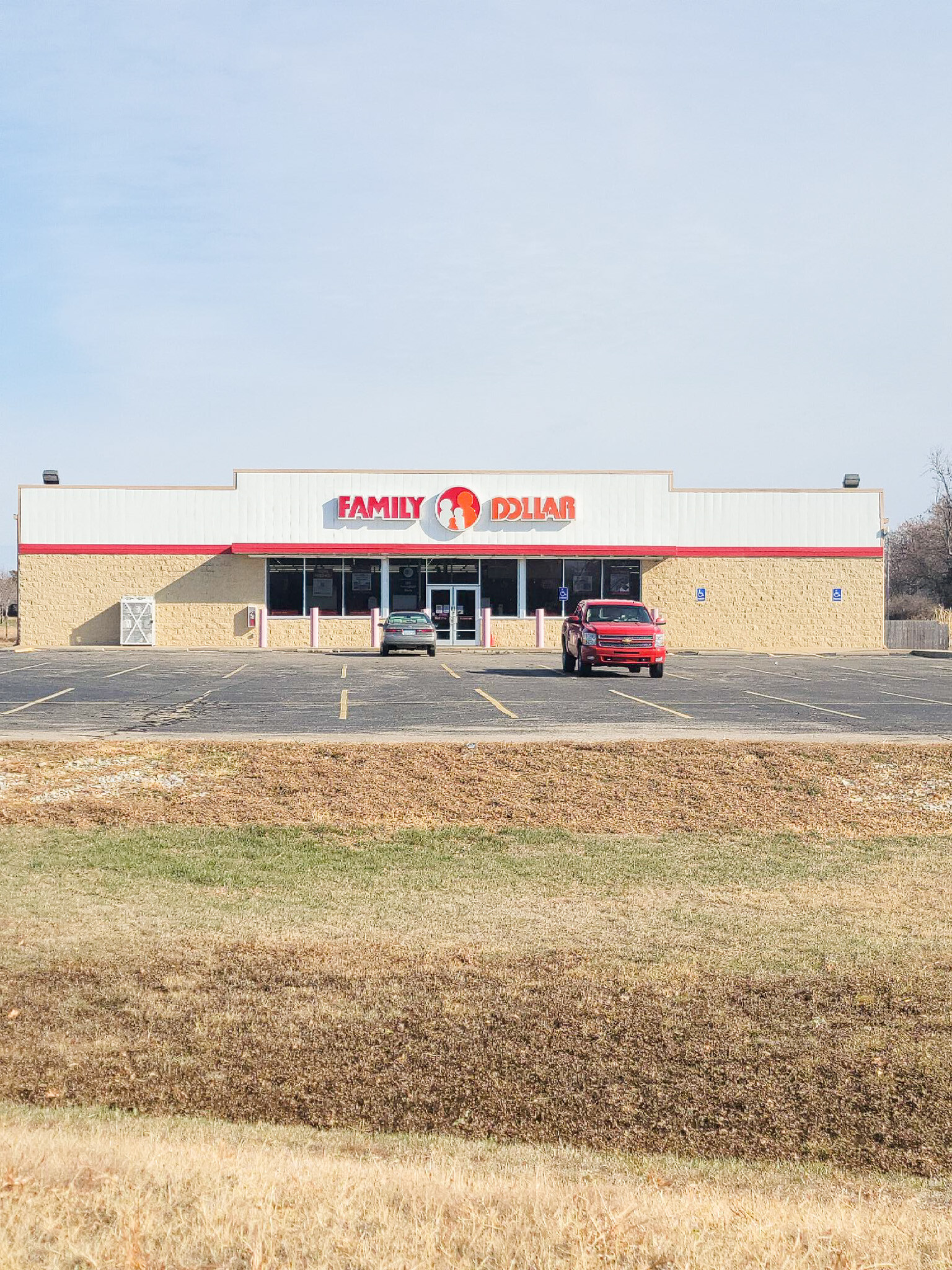 790 S Us Highway 77, Douglass, KS for rent Primary Photo- Image 1 of 11