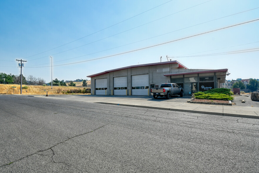 223 SW 23rd St, Pendleton, OR for sale - Building Photo - Image 3 of 40