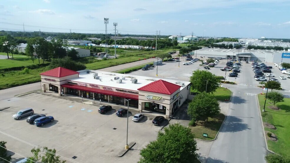 10780 Westview, Houston, TX for rent - Commercial Listing Video - Image 2 of 8