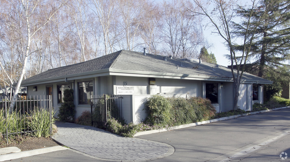 255 W Court St, Woodland, CA for sale - Building Photo - Image 1 of 59