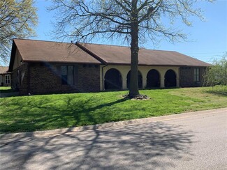 More details for 400 University Ave, Belleville, IL - Residential for Sale