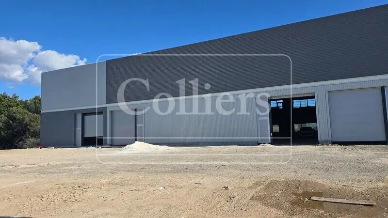 Light Industrial in Marignane for sale - Building Photo - Image 2 of 9