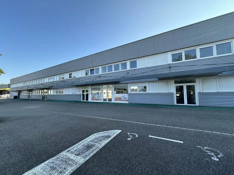 Light Industrial in Mundolsheim to rent - Building Photo - Image 2 of 10