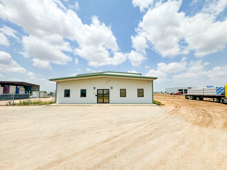 12400 Hwy 191, Midland, TX for rent - Building Photo - Image 1 of 19