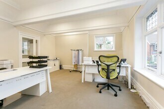 Amersham Rd, High Wycombe to rent Interior Photo- Image 1 of 7