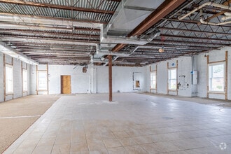 8780 Centreville Rd, Manassas, VA to rent Interior Photo- Image 2 of 6