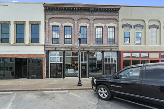 204 W Main St, Denison, TX for sale Building Photo- Image 1 of 1